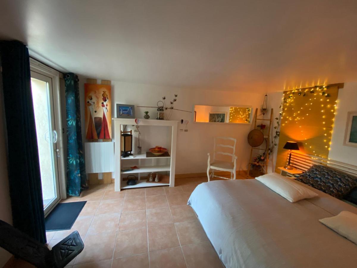 GuestHouse Du Moulin  Saint-Cyr-sur-Mer Extérieur photo